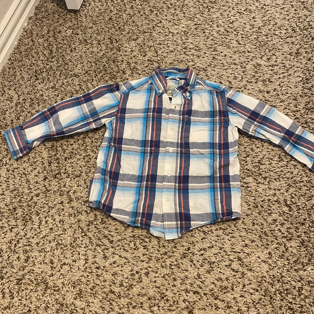 Blue long sleeve button down shirt